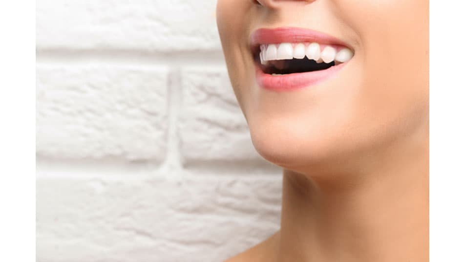 Benefits of the dental filling method for gapped teeth