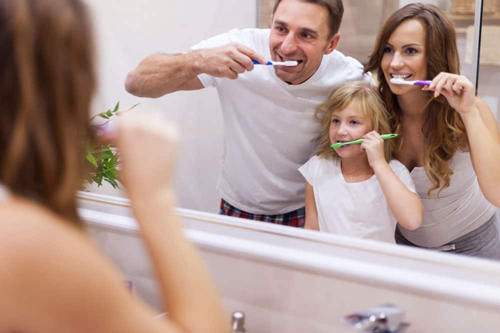 Mistakes you need to pay attention to when brushing your teeth