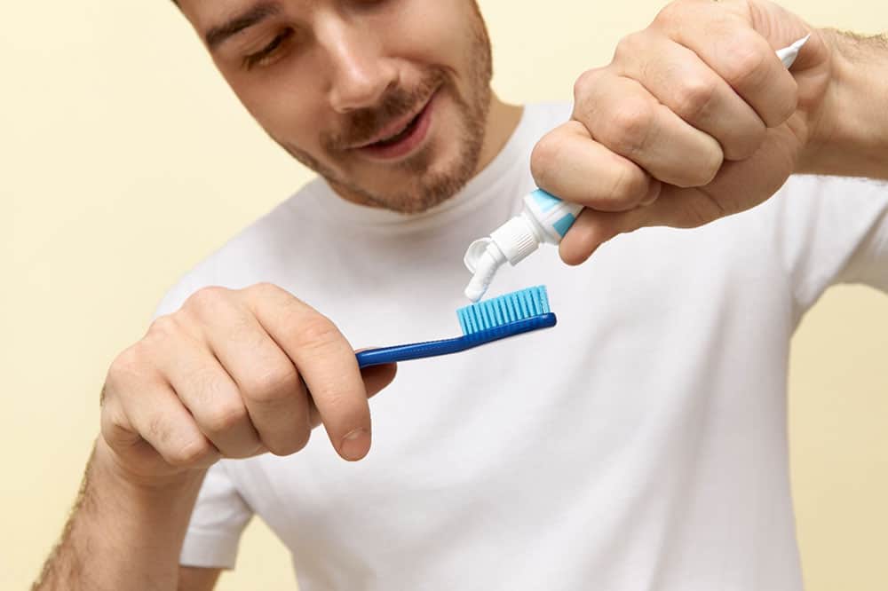 Mistakes you need to pay attention to when brushing your teeth