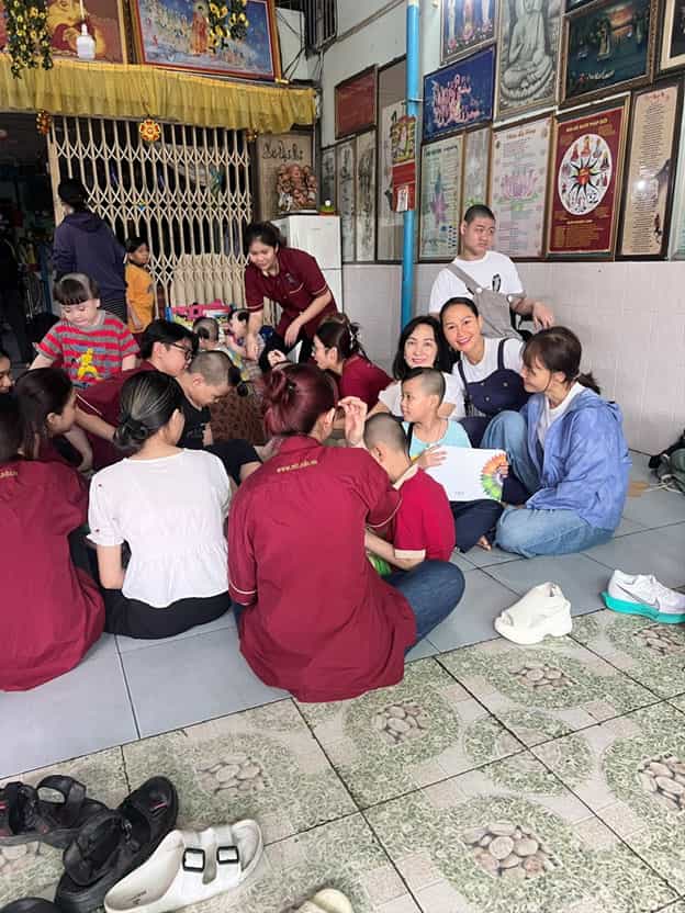 loving gesture at Linh Son Pagoda's Shelter.