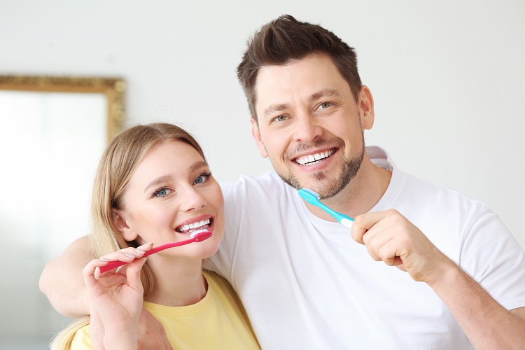 10 effective and healthy ways to take care of your teeth